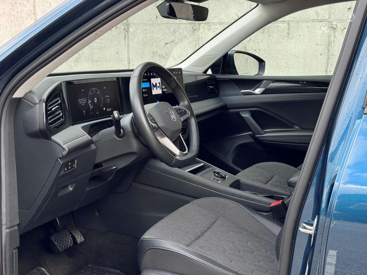 Volkswagen Tiguan - 9