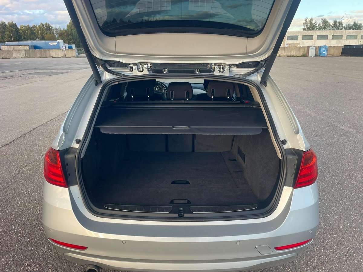 BMW 320, 2.0 l., Универсал