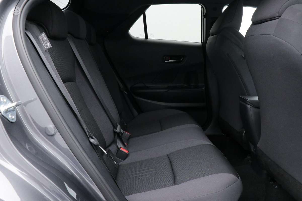 Toyota C-HR - 10