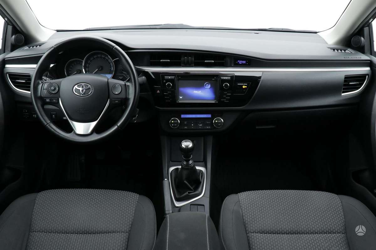 Toyota Corolla - 6