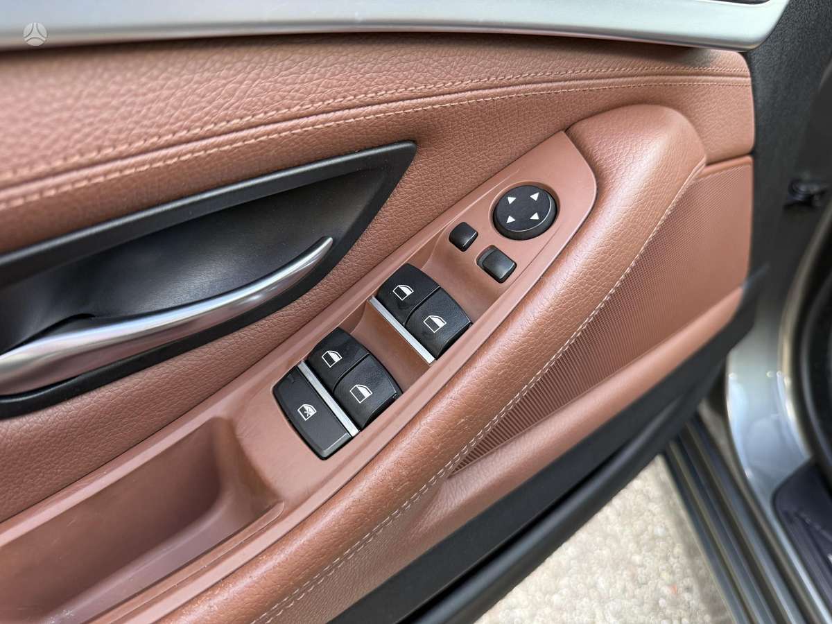 BMW 520, 2.0 l., wagon