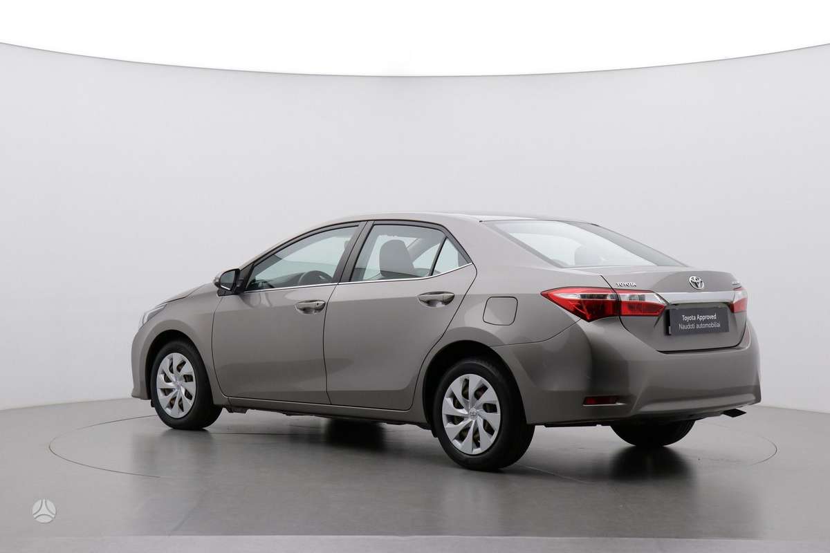 Toyota Corolla, 1.6 l., Седан