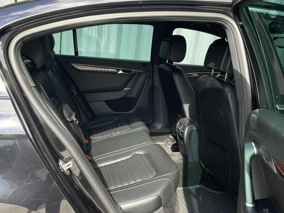 Volkswagen Passat - 6