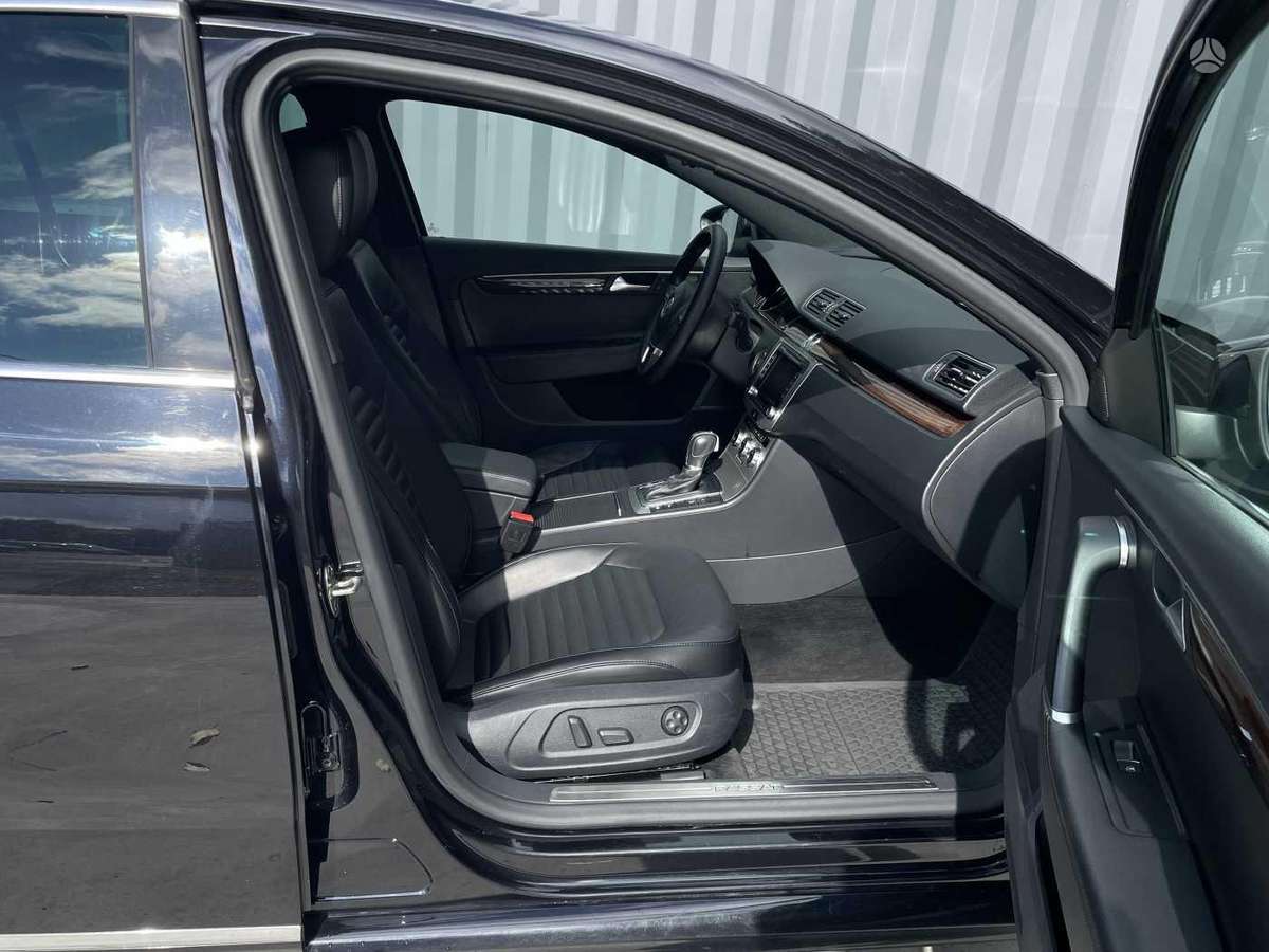 Volkswagen Passat - 9