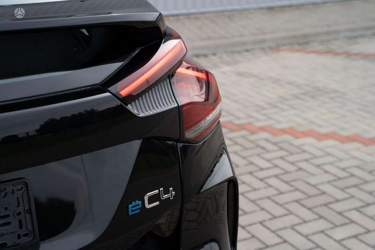 Citroen e-C4, 50 kWh, hatchback