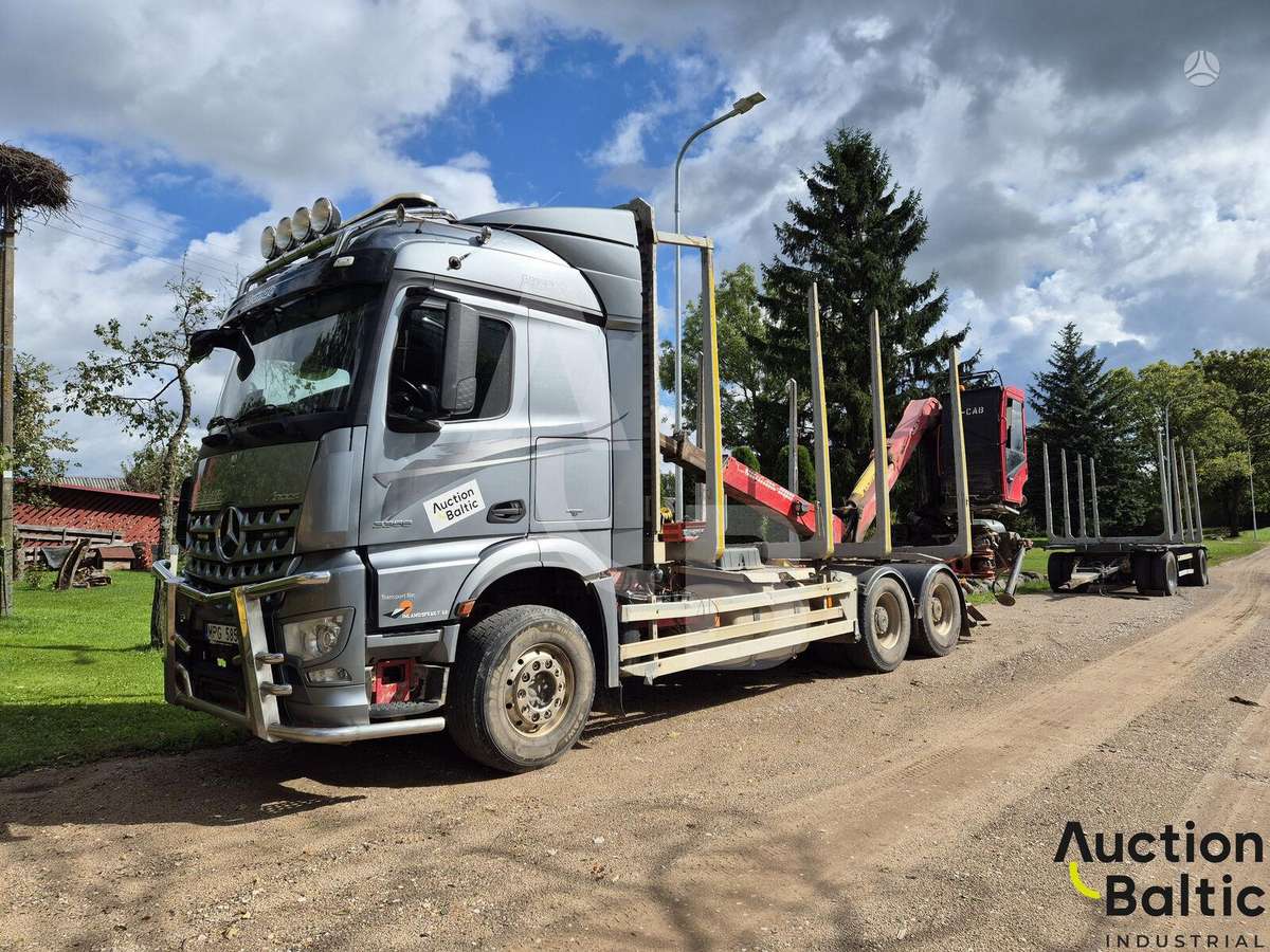 Mercedes Arocs 1824 K, форвардеры