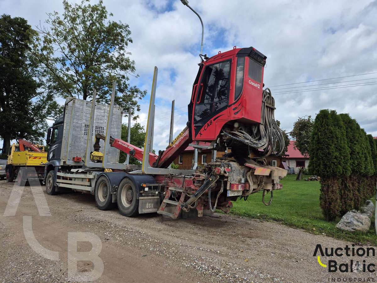 Mercedes Arocs 1824 K, форвардеры