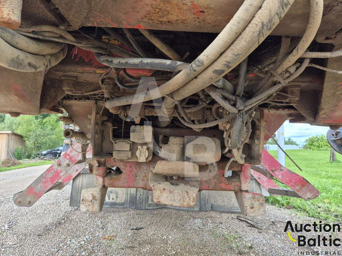 Mercedes Arocs 1824 K, форвардеры