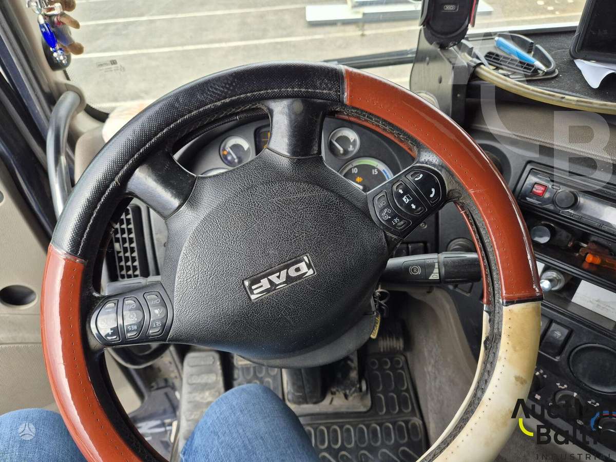 DAF XF105.460T, самосвалы