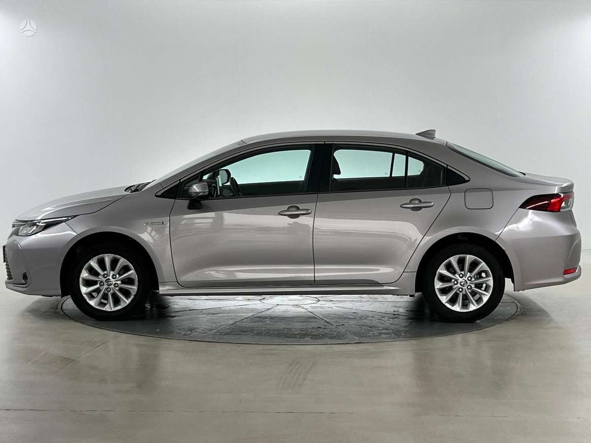 Toyota Corolla - 3