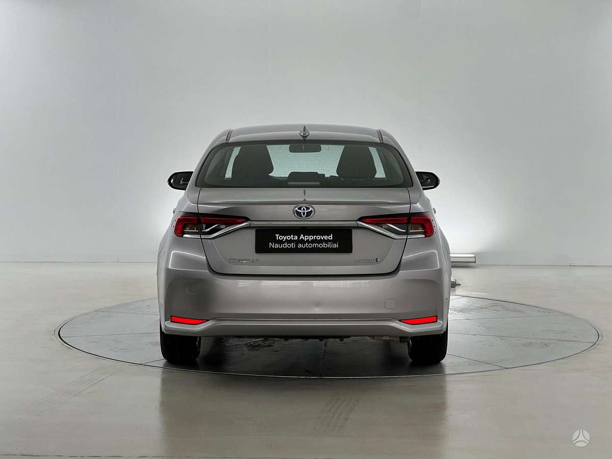 Toyota Corolla - 4