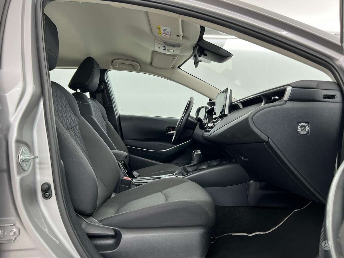 Toyota Corolla - 6
