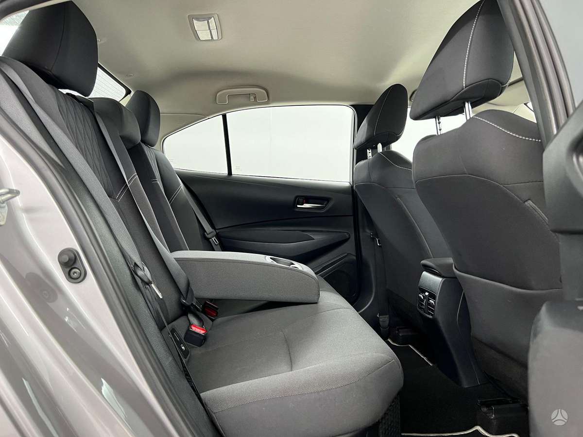 Toyota Corolla - 7
