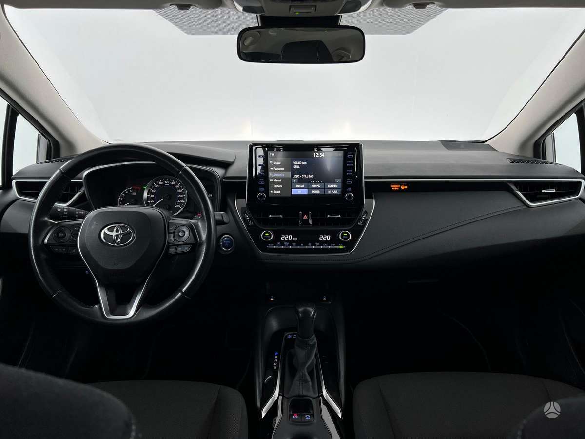 Toyota Corolla - 8