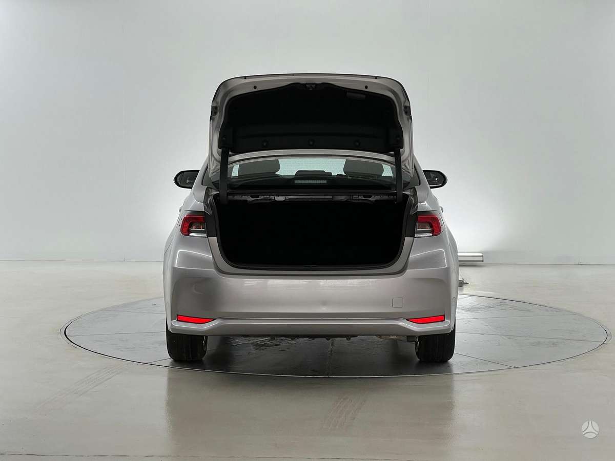 Toyota Corolla - 10