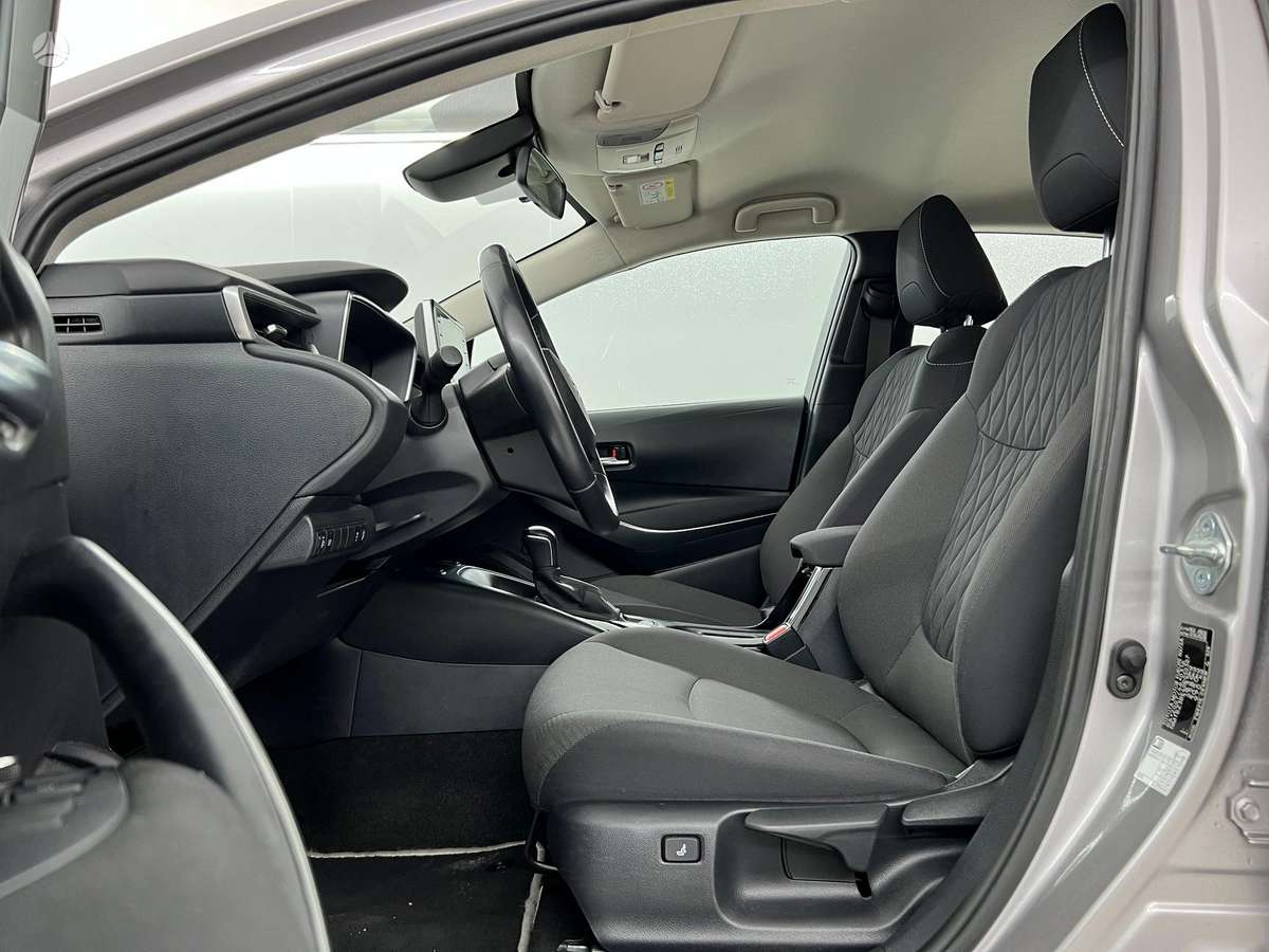 Toyota Corolla - 11