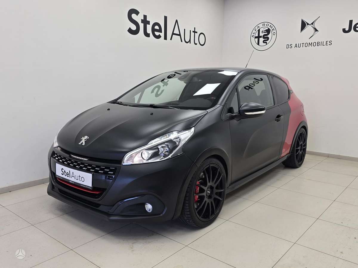 Peugeot 208 - 1