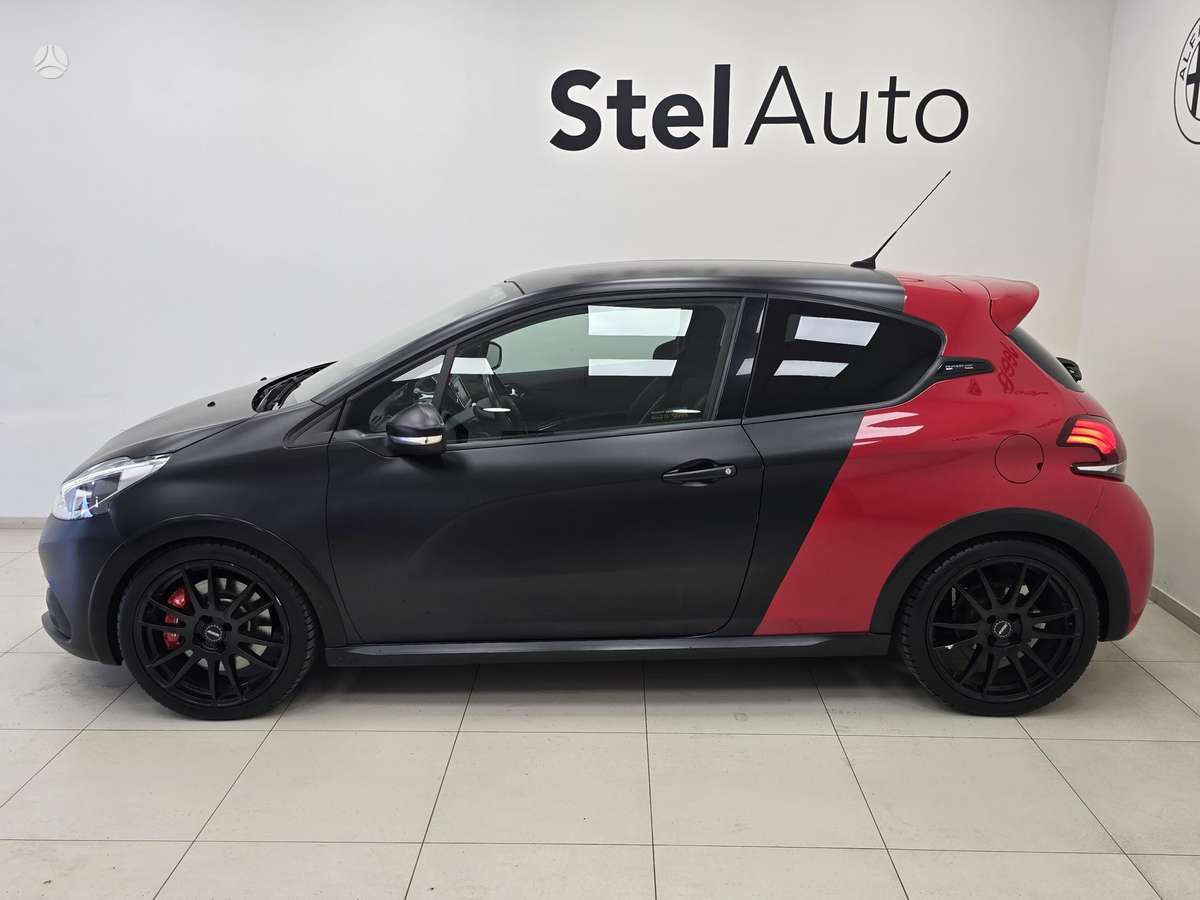 Peugeot 208 - 2