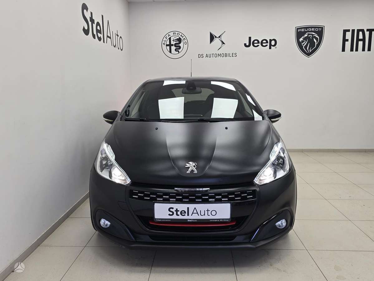 Peugeot 208 - 3