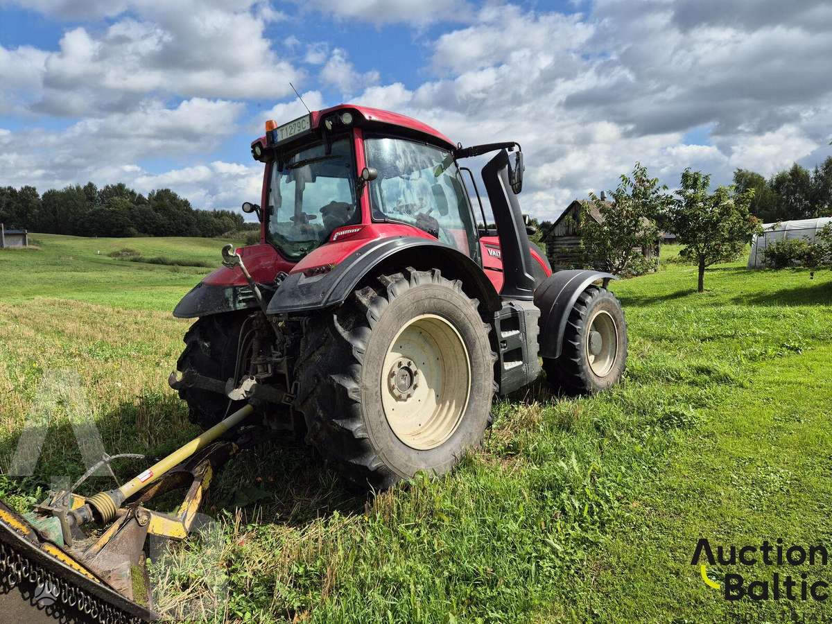 Valtra T174E, tractors
