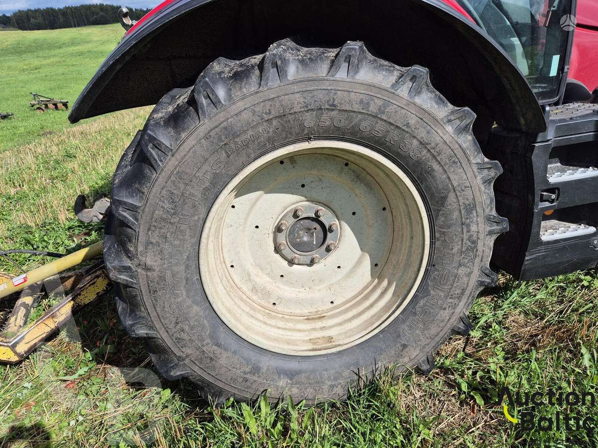 Valtra T174E, traktoriai