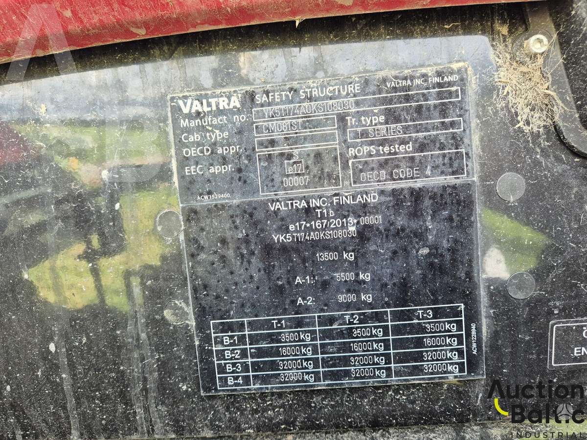Valtra T174E, traktoriai
