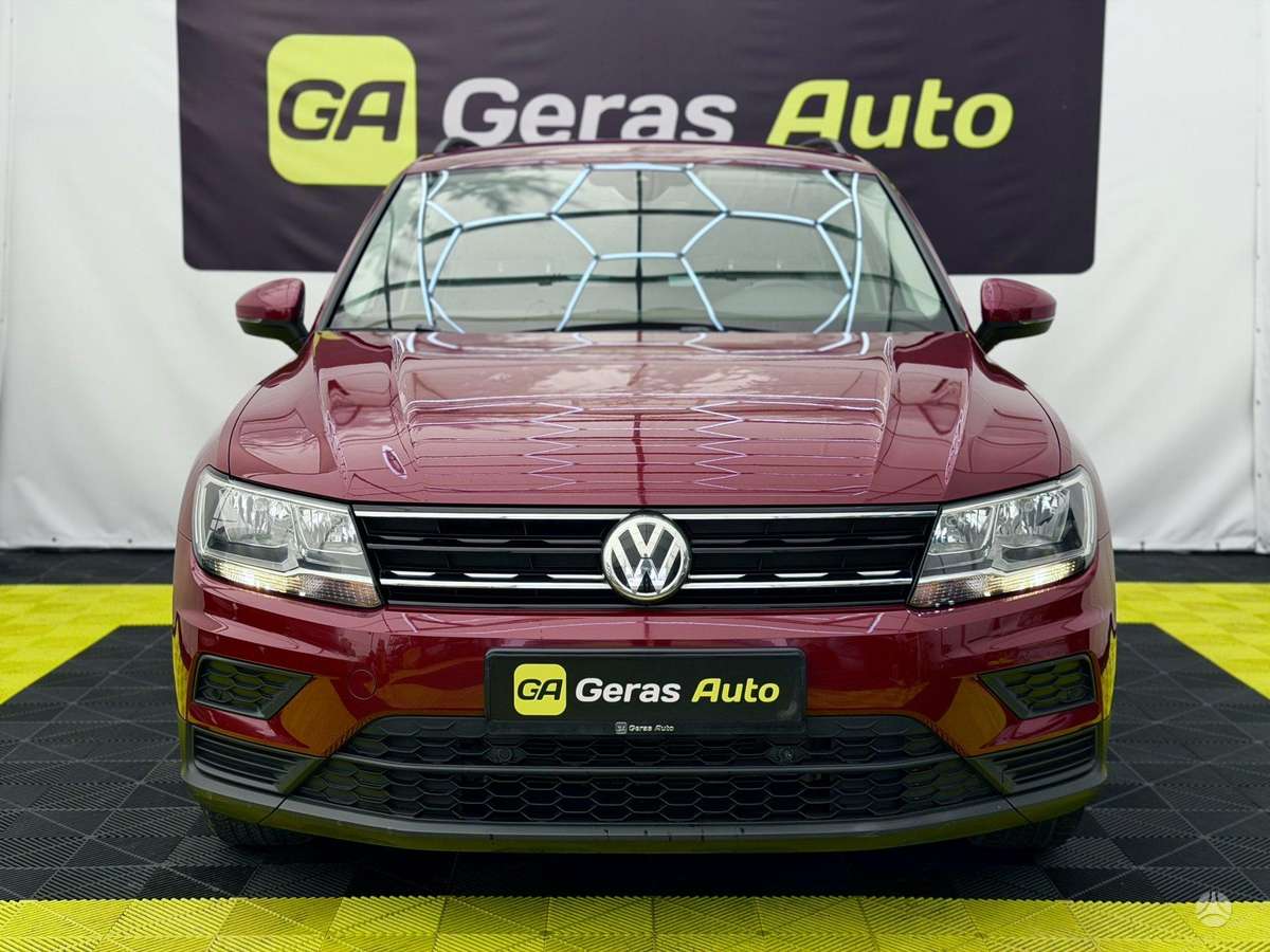 Volkswagen Tiguan - 2