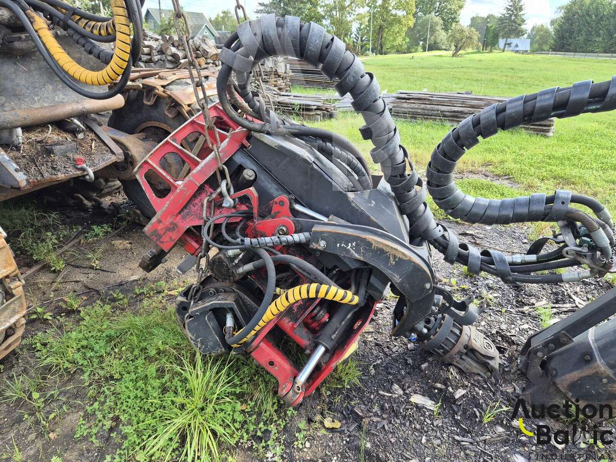 John Deere 1270 E, harvesteri