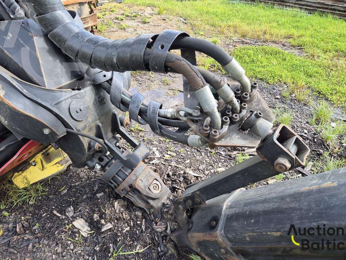 John Deere 1270 E, harvesteri