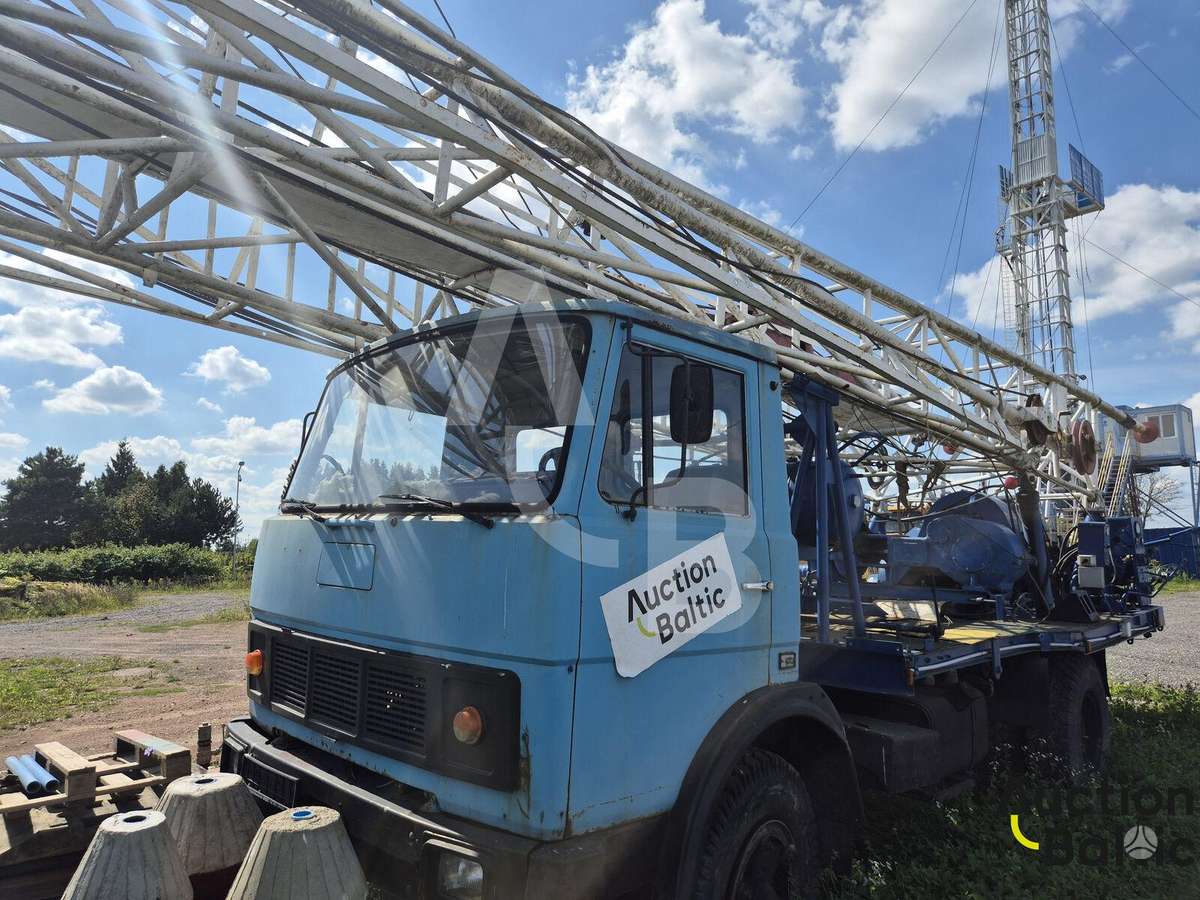 MAZ 5379, kita