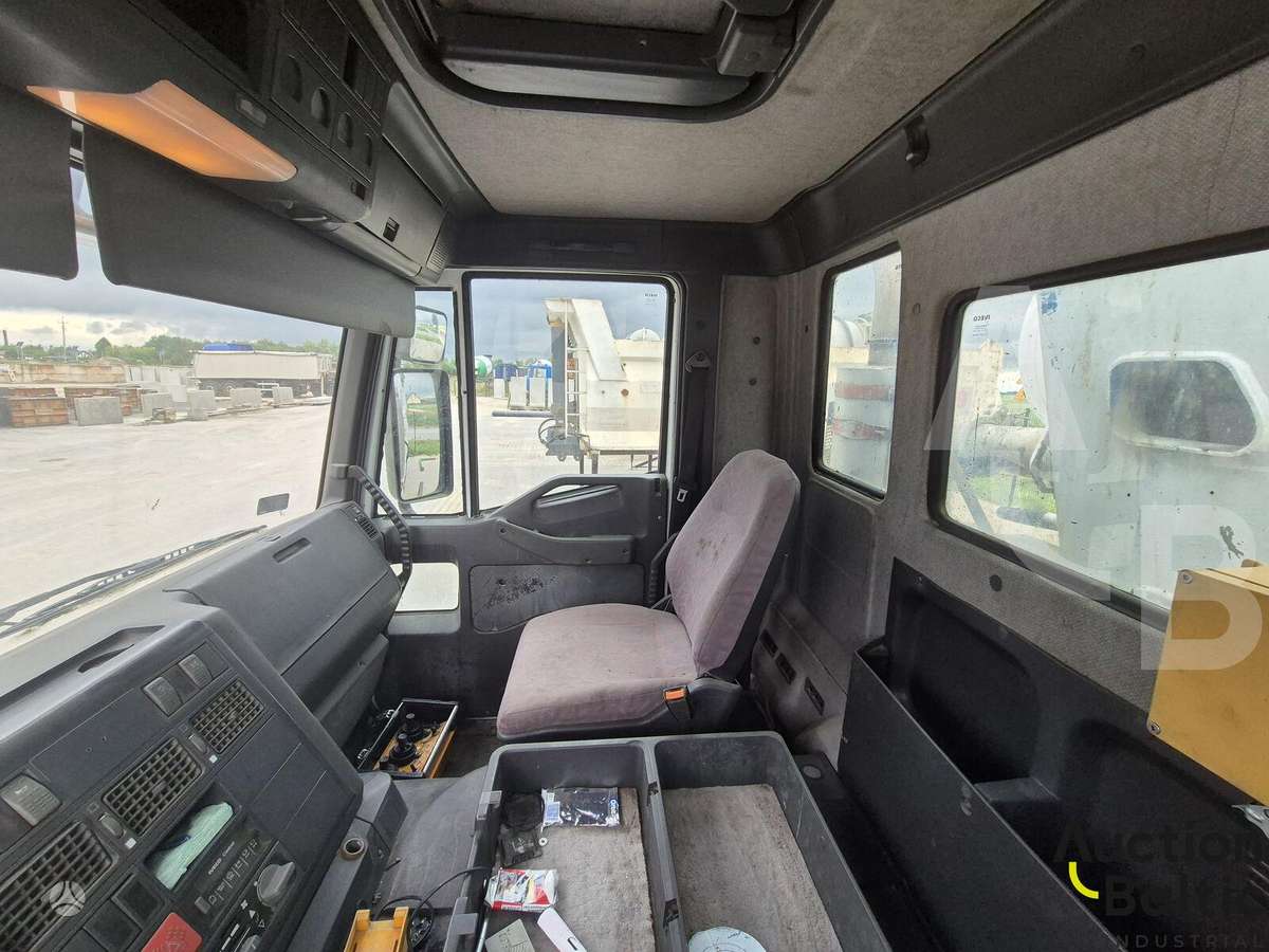 Iveco 410E44H/80, бетоновозы