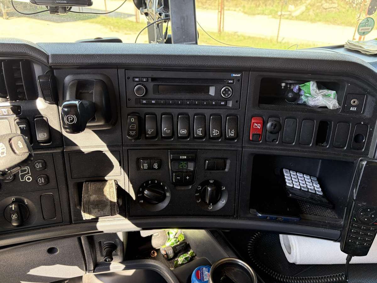 Scania R410 mega, double sleeper
