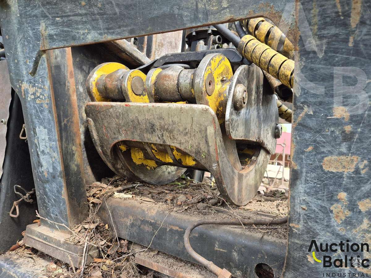 John Deere 1010 E, koksnes transportieri