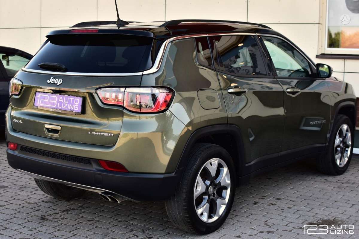 Jeep Compass, 2.4 l., off-road / crossover