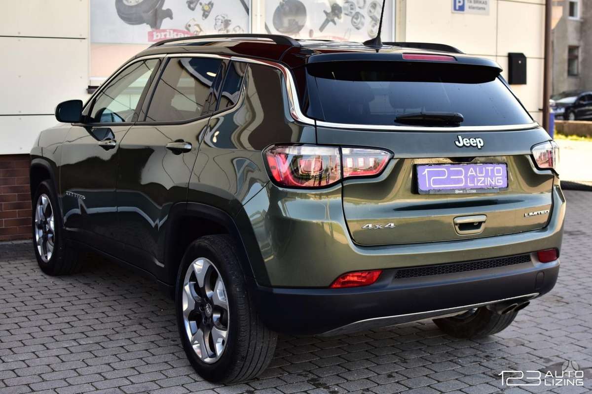 Jeep Compass, 2.4 l., off-road / crossover