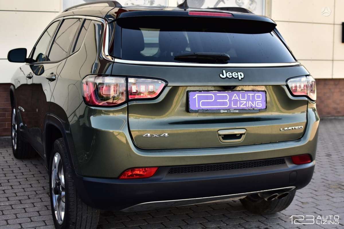 Jeep Compass, 2.4 l., off-road / crossover