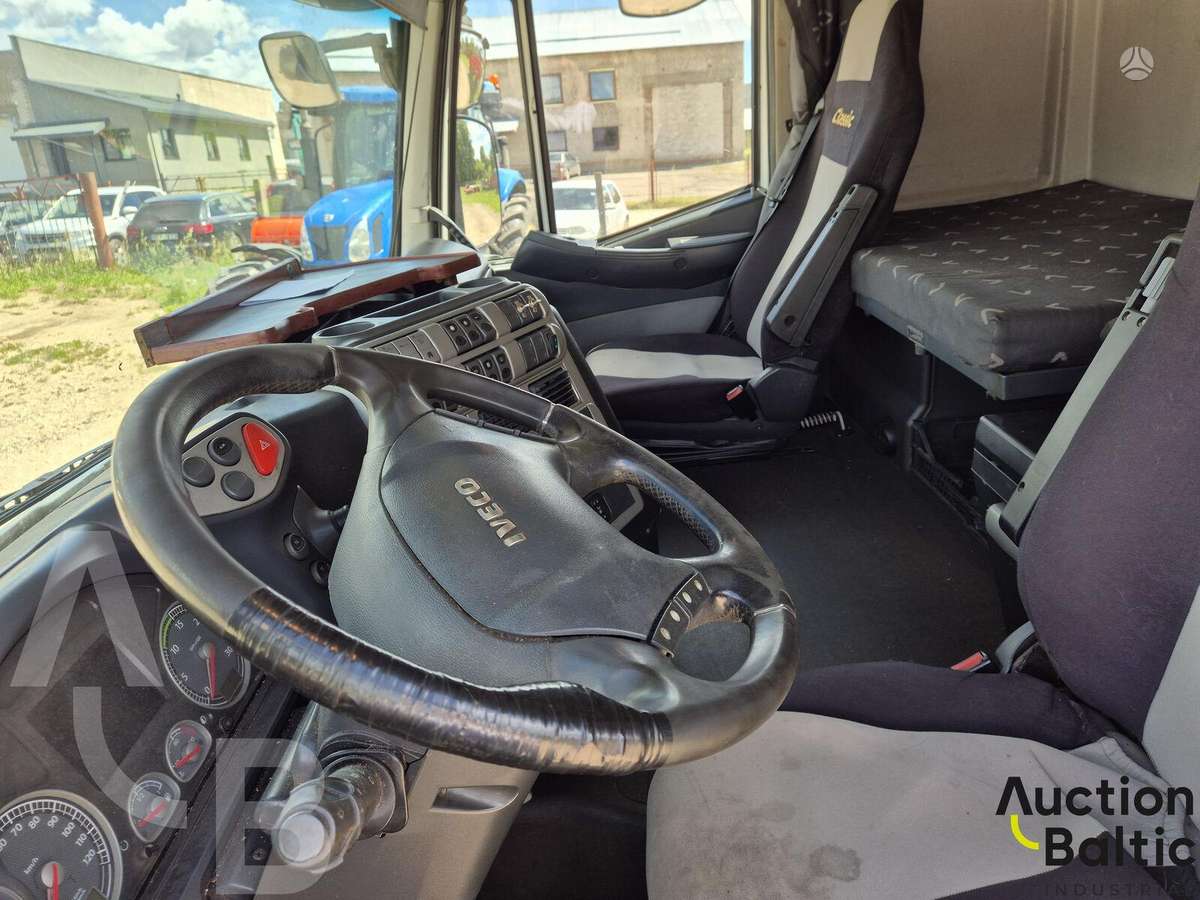 Iveco AS440S45T/P, cits