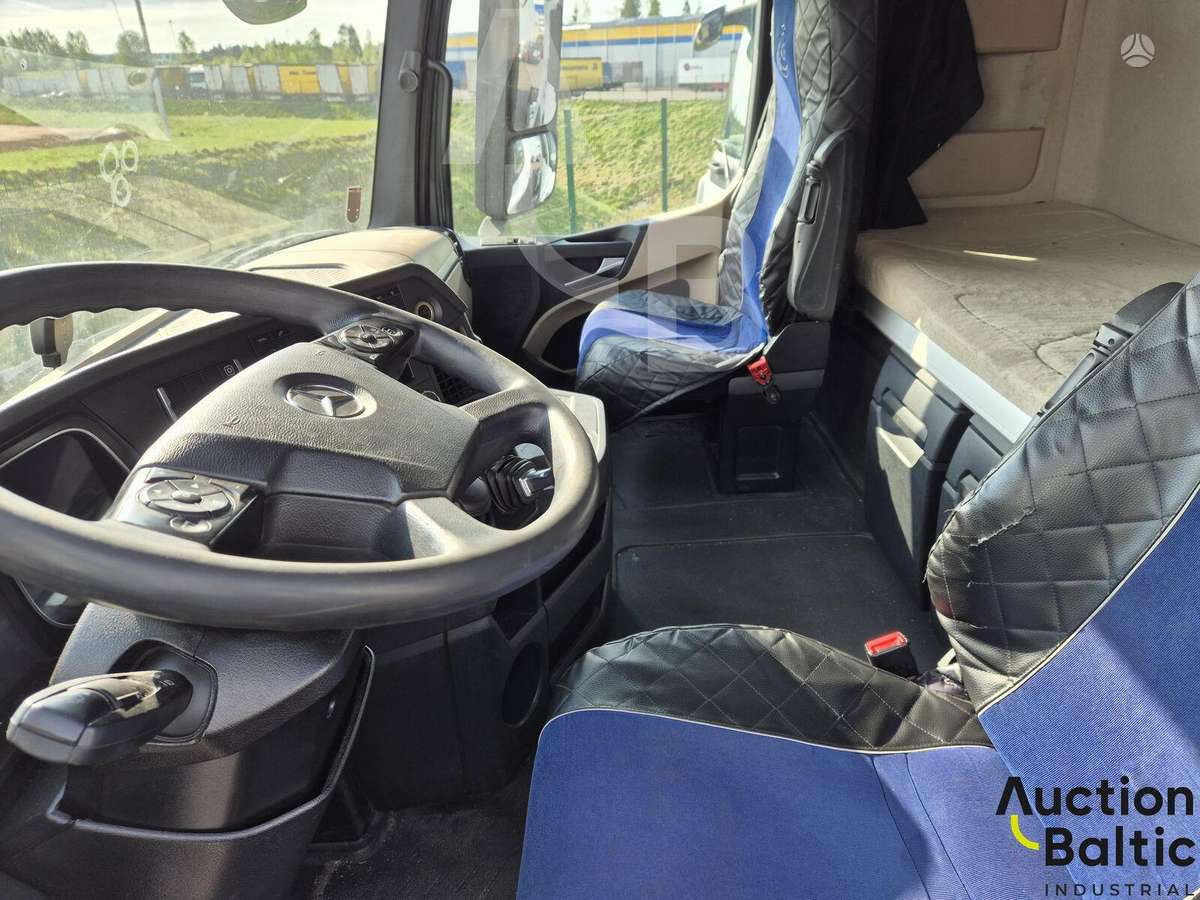 Mercedes-Benz Actros 1845, other