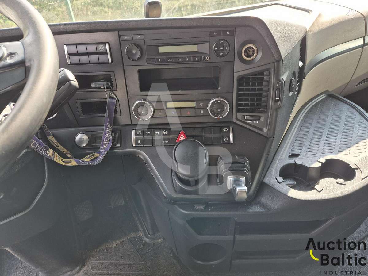 Mercedes-Benz Actros 1845, other