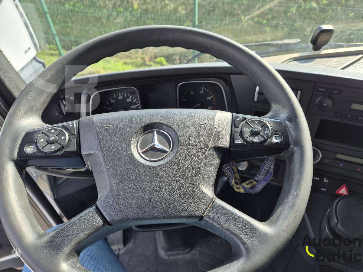 Mercedes-Benz Actros 1845, other