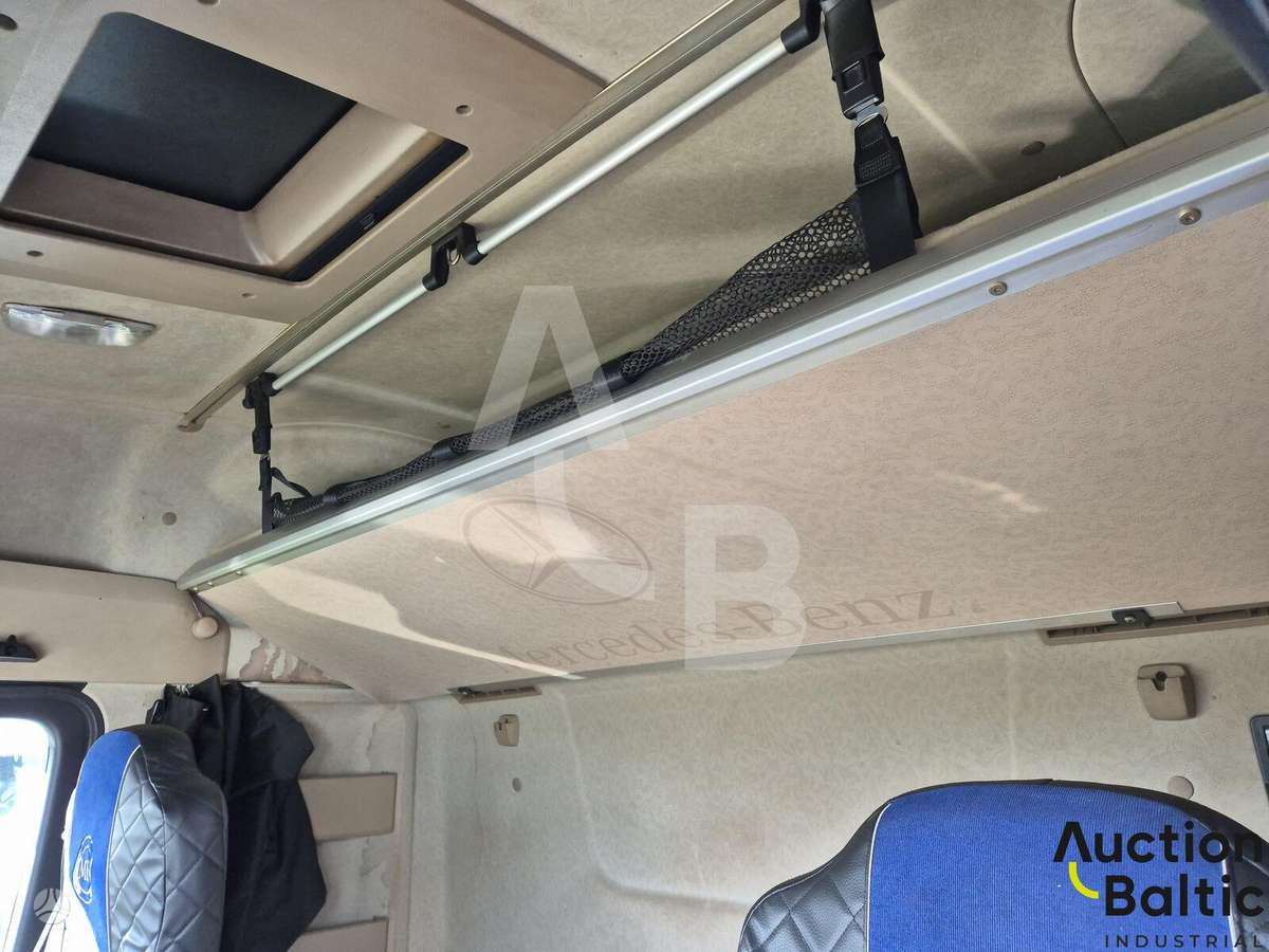 Mercedes-Benz Actros 1845, other