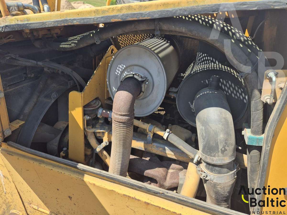 Liebherr PR 712 B-M, bulldozer