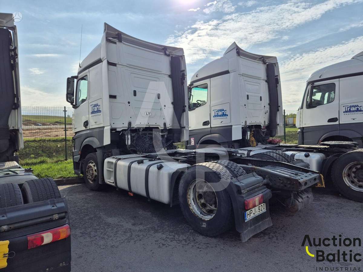Mercedes-Benz Actros 1845, other