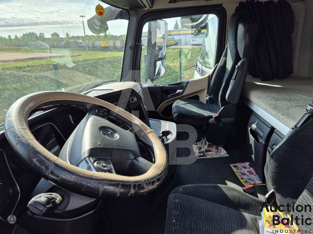 Mercedes-Benz Actros 1845, other