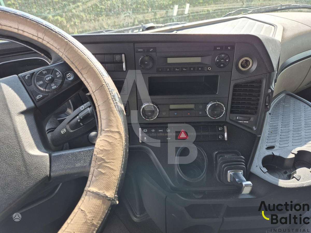 Mercedes-Benz Actros 1845, other