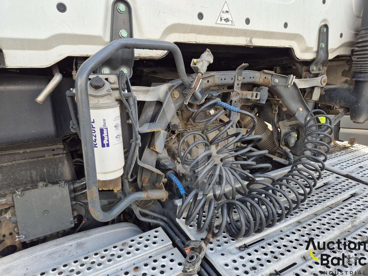 Mercedes-Benz Actros 1845, other
