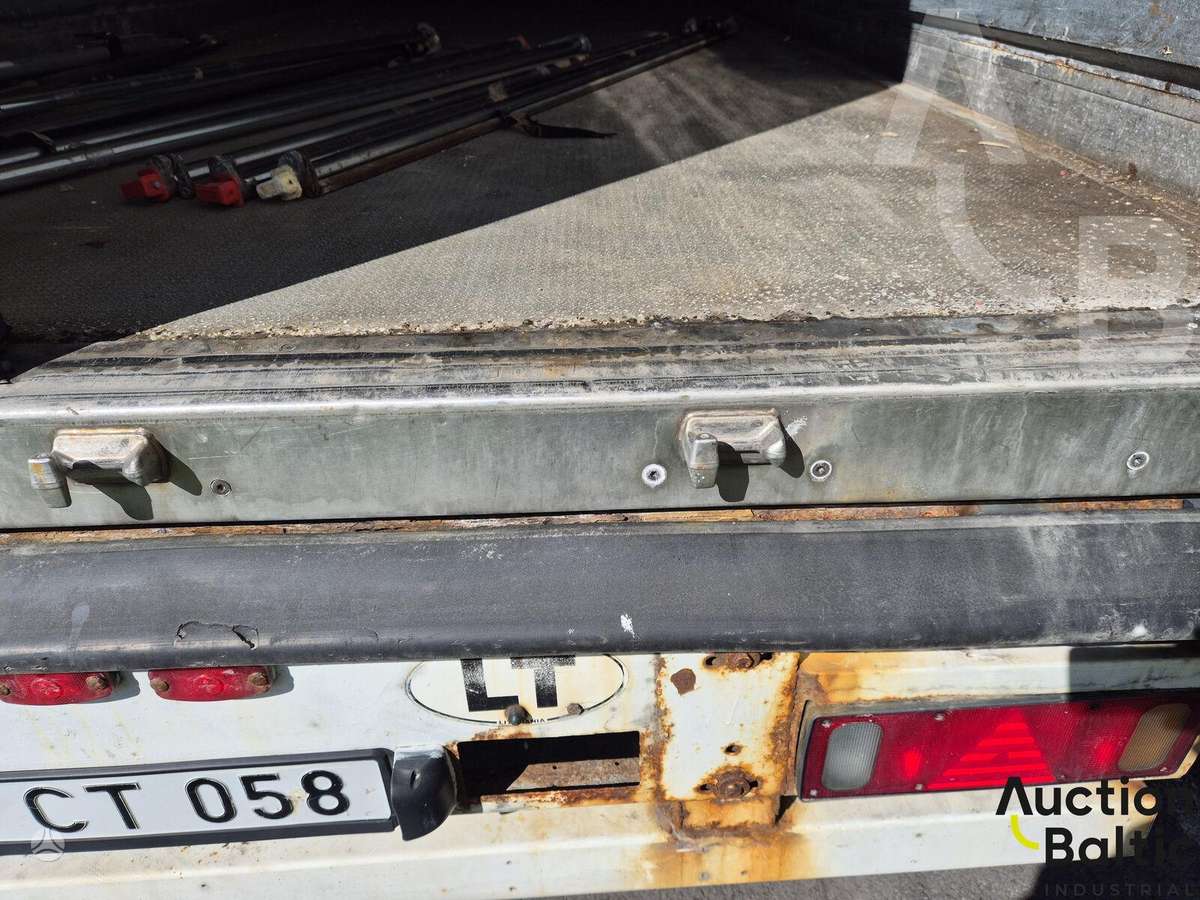 Krone SDR 27, užuolaidinės / tentinės