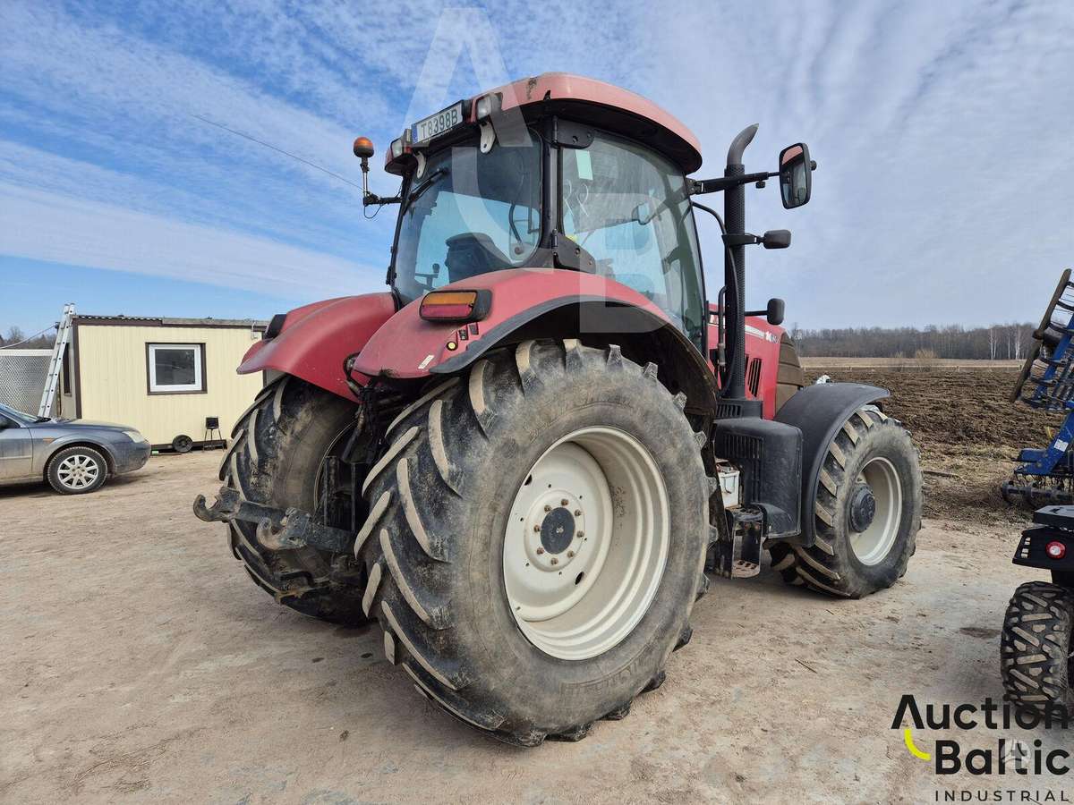 Case-IH Puma 160, tractors