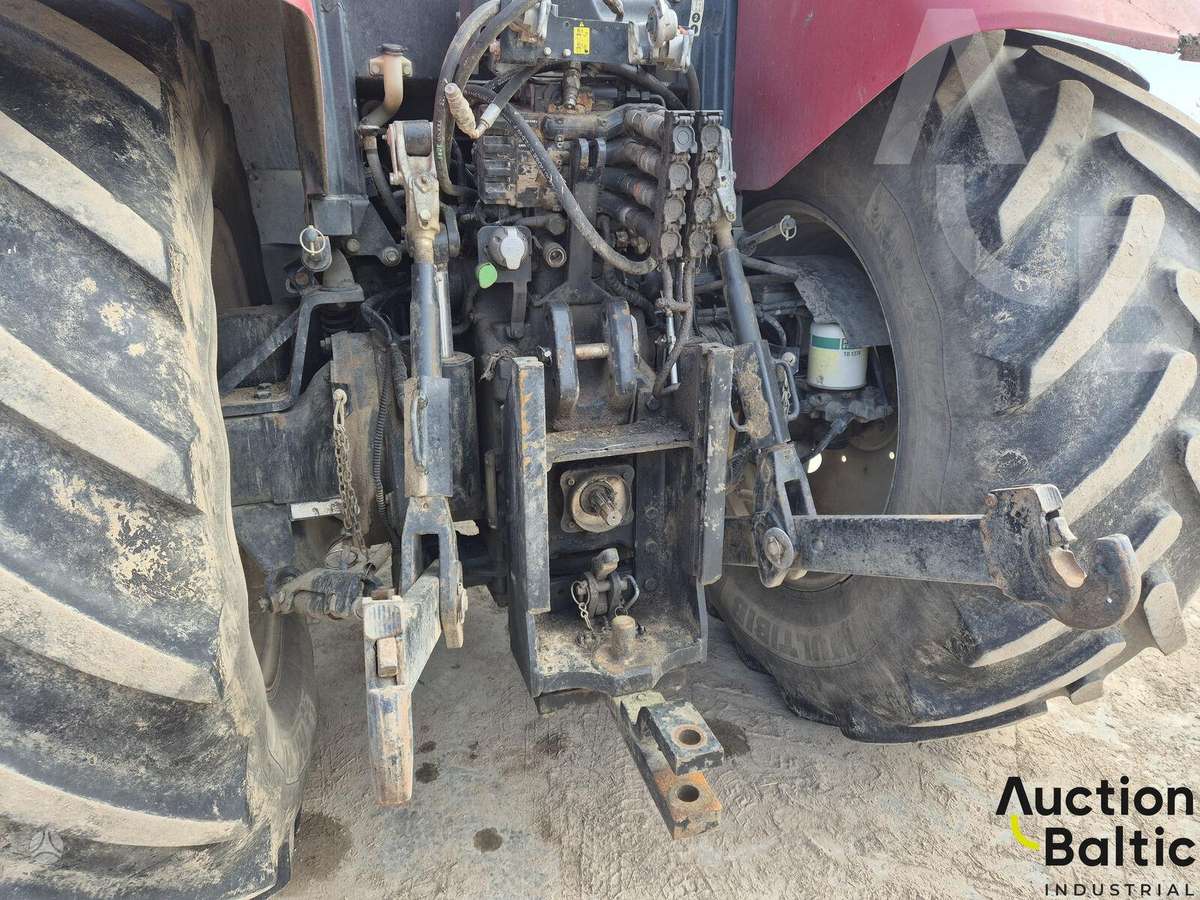 Case-IH Puma 160, tractors