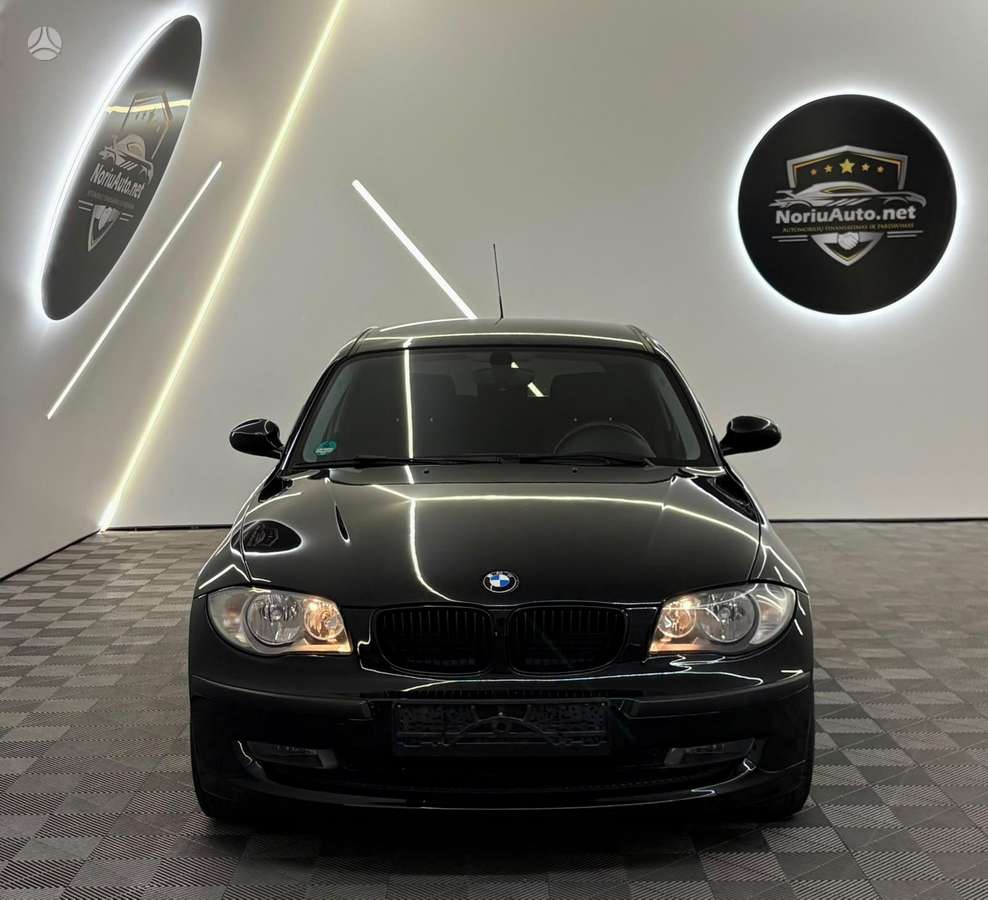 BMW 120, 2.0 l., hatchback